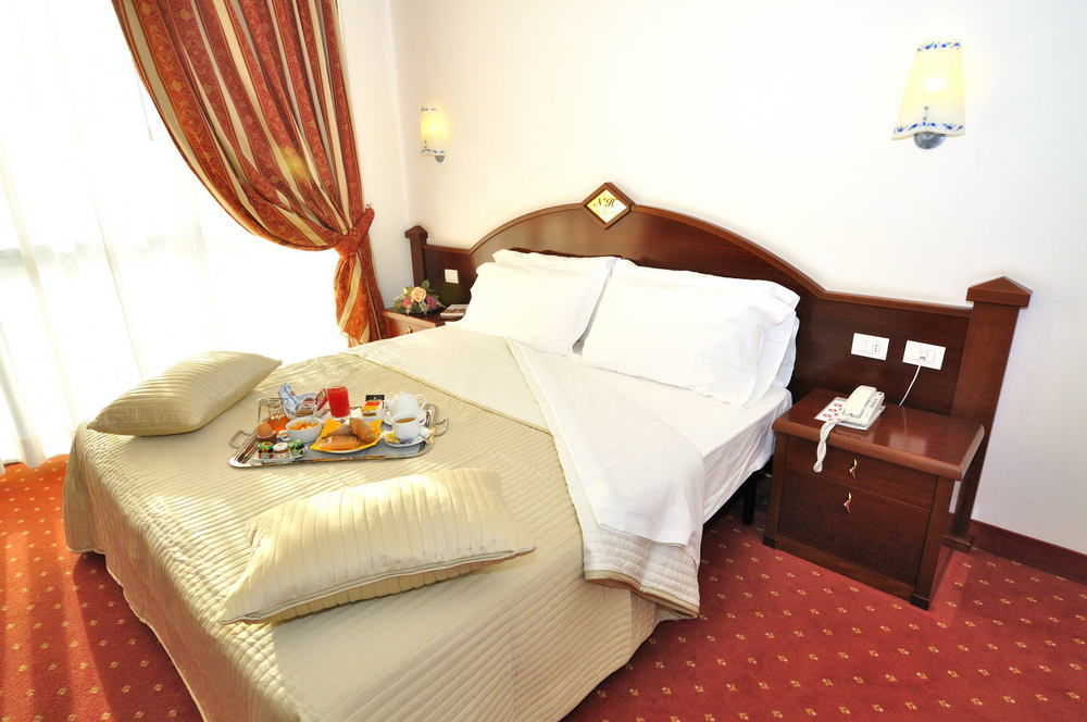 Noventa Hotel Noventa di Piave Exterior photo